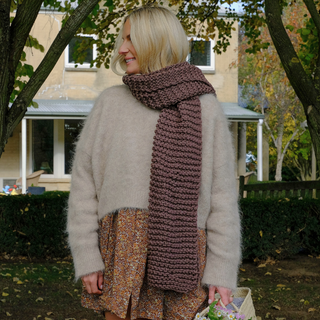 Cold Shoulder Scarf Knit Kit