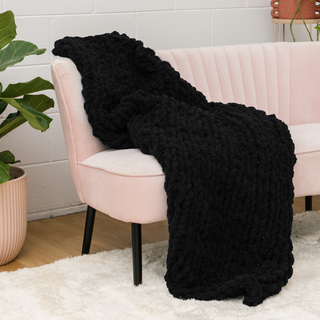 black blanket DIY knit kit
